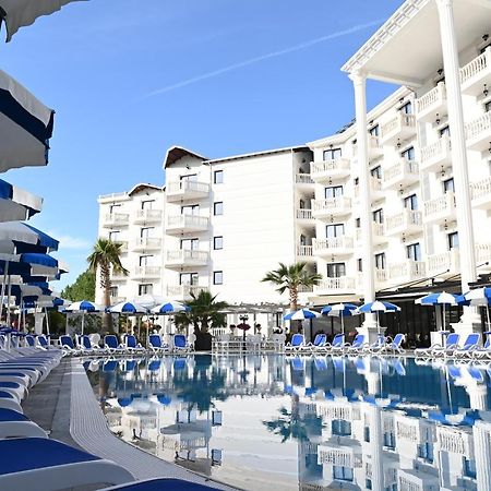 Hotel Onufri 格勒姆 外观 照片