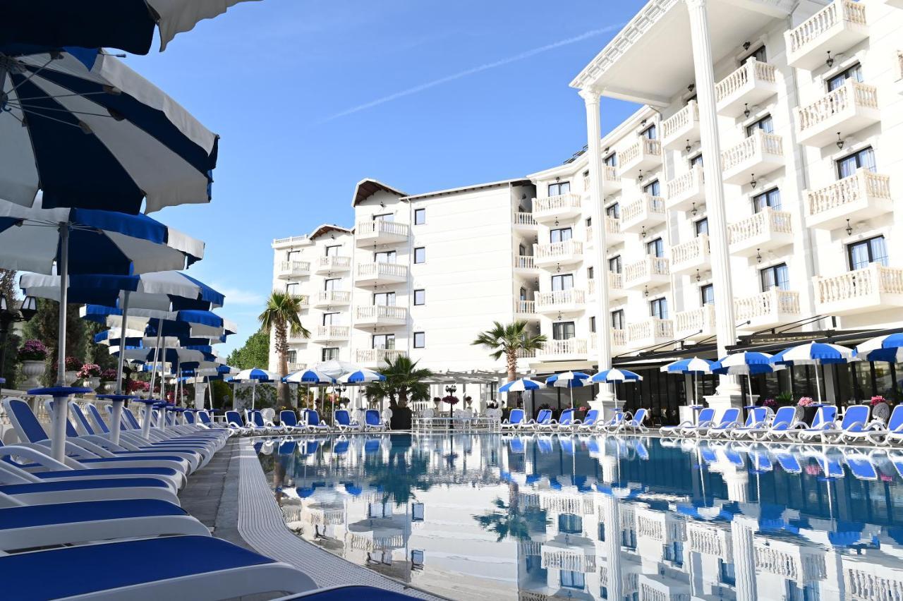 Hotel Onufri 格勒姆 外观 照片