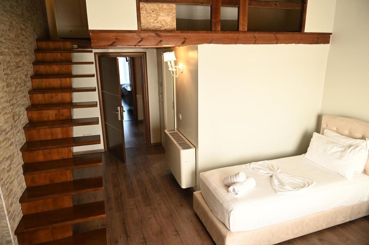 Hotel Onufri 格勒姆 外观 照片