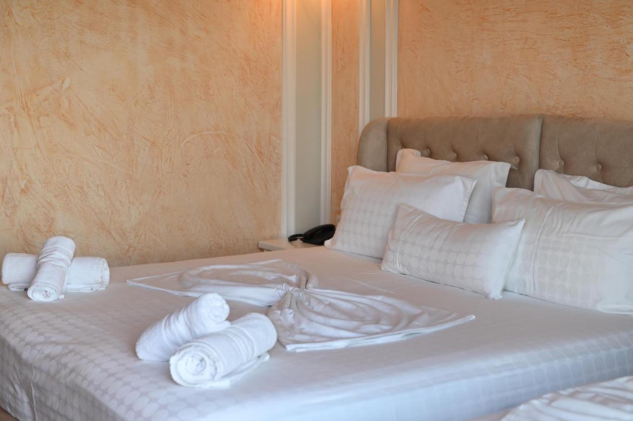 Hotel Onufri 格勒姆 外观 照片