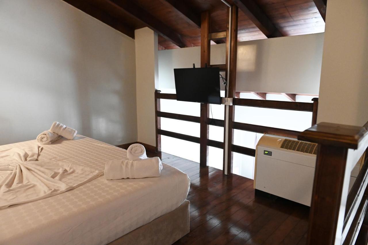 Hotel Onufri 格勒姆 外观 照片
