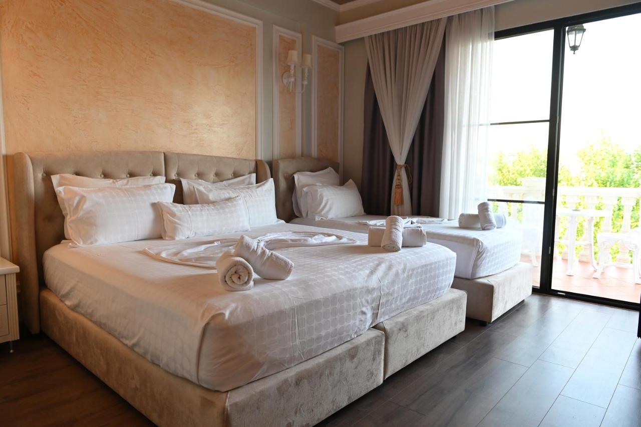Hotel Onufri 格勒姆 外观 照片