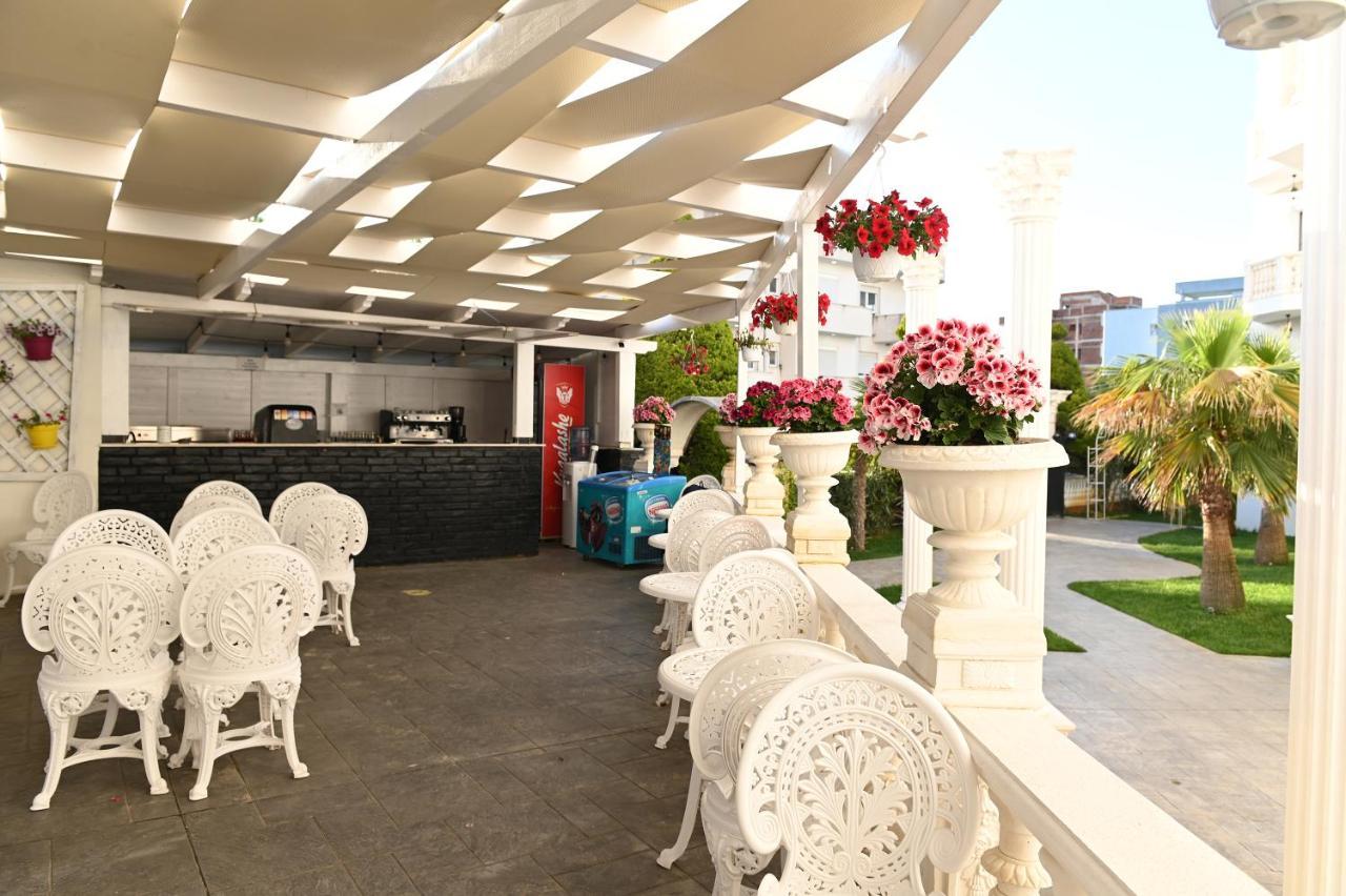 Hotel Onufri 格勒姆 外观 照片